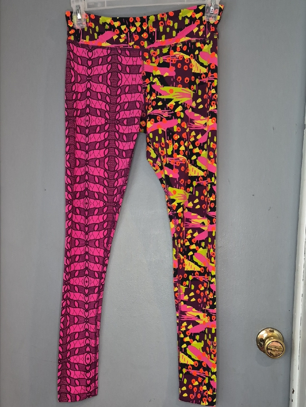 Women's Zumba Pink Neon Patterned Leggings
